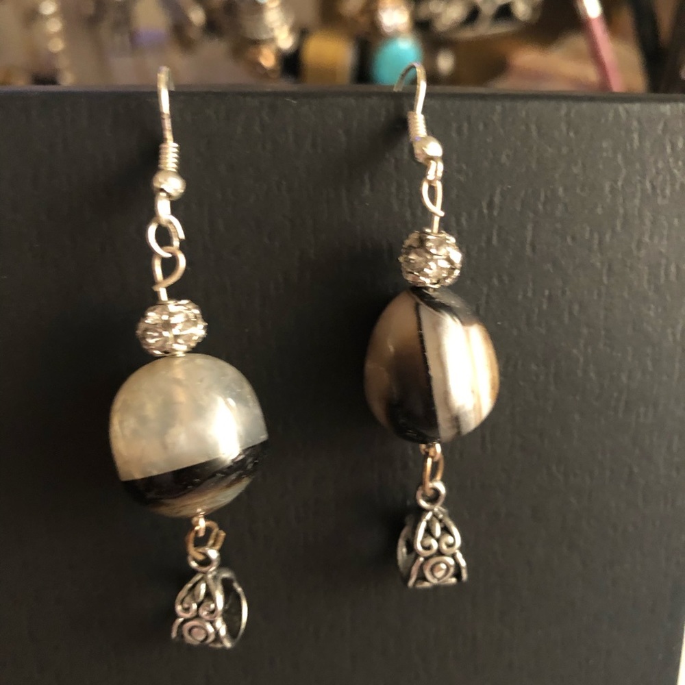 Earrings and bracelet set.